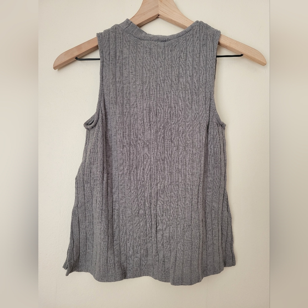 express cropped olive tank , medium